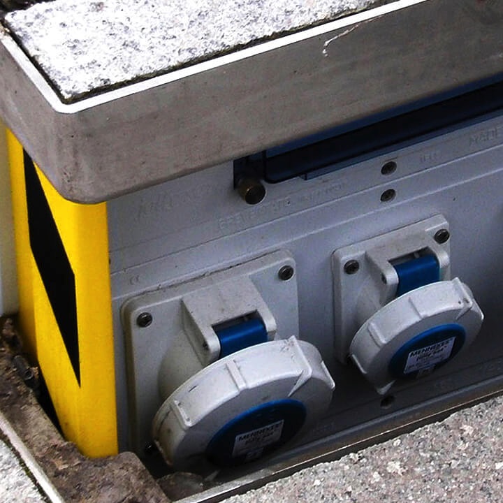 Pop Up Power Supplies Power Bollards